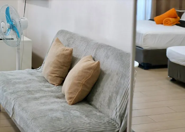 Venice Lux Residences Taguig * مانيلا